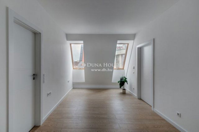 Eladó téglalakás, Budapesten, VI. kerületben 395.01 M Ft