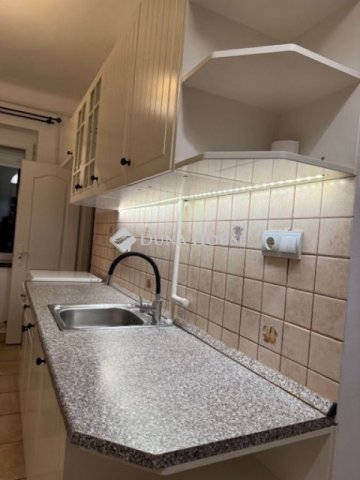 Eladó téglalakás, Szigetszentmiklóson 45.9 M Ft, 1 szobás