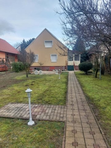 Eladó családi ház, Kozármislenyen 104.49 M Ft, 5 szobás