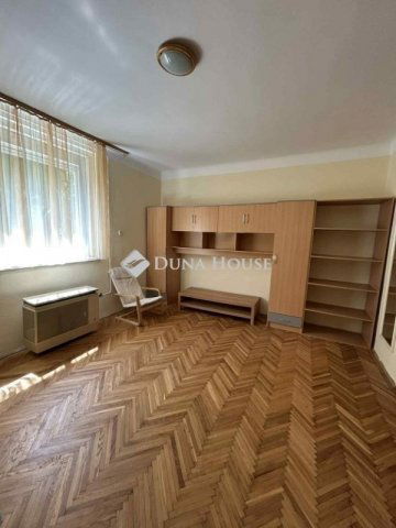 Eladó téglalakás, Budapesten, X. kerületben 47.5 M Ft, 1 szobás