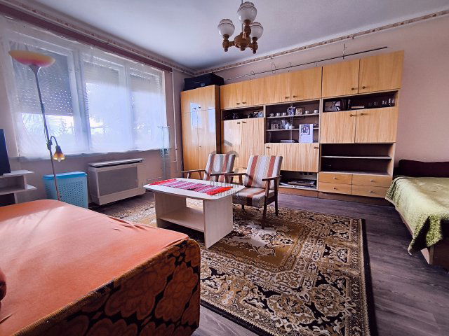 Eladó családi ház, Batykon 18.5 M Ft, 2 szobás