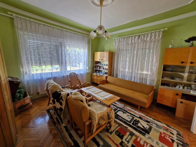 Eladó családi ház, Abonyban 64 M Ft, 4 szobás