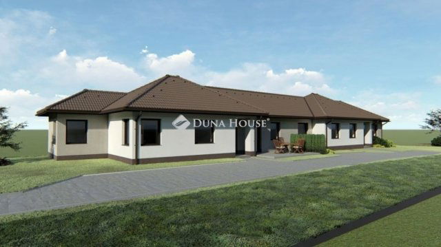 Eladó ikerház, Nyáregyházán 71 M Ft, 4 szobás