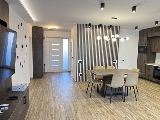 Kiadó sorház, albérlet, Nyíregyházán 390 E Ft / hó, 5 szobás