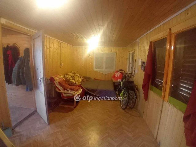 Eladó nyaraló, Tóalmáson 18.5 M Ft, 2+1 szobás