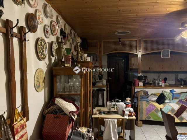 Eladó családi ház, Dunaharasztin 61.524 M Ft, 2 szobás