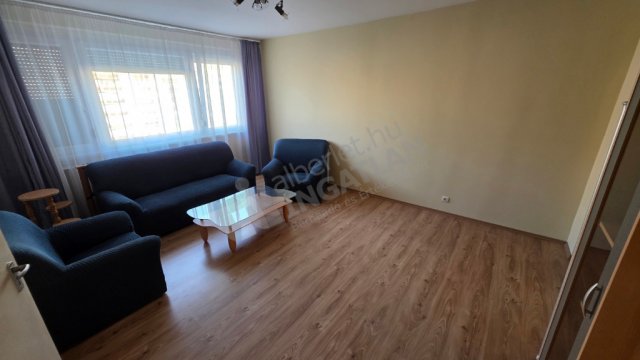 Kiadó panellakás, albérlet, VIII. kerületben, Szigony utcában