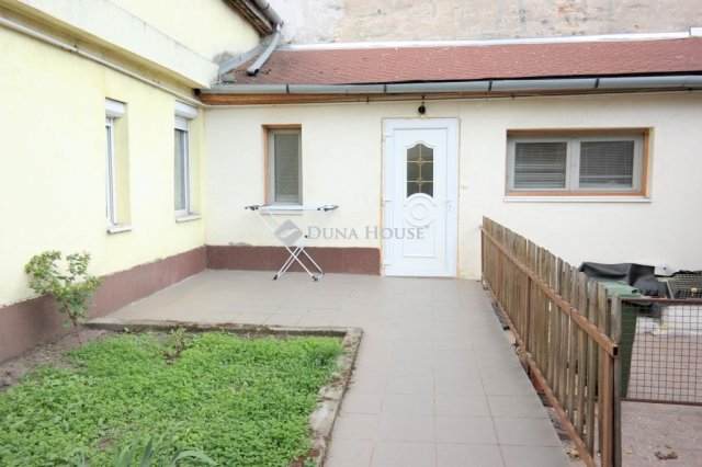 Eladó téglalakás, Budapesten, XX. kerületben 23.9 M Ft, 1 szobás