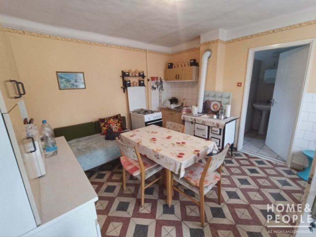 Eladó családi ház, Ásotthalmán 22.5 M Ft, 3 szobás