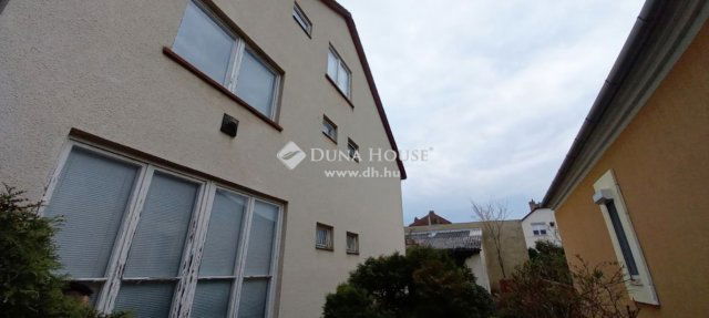 Eladó családi ház, Nagykanizsán 60 M Ft, 6 szobás