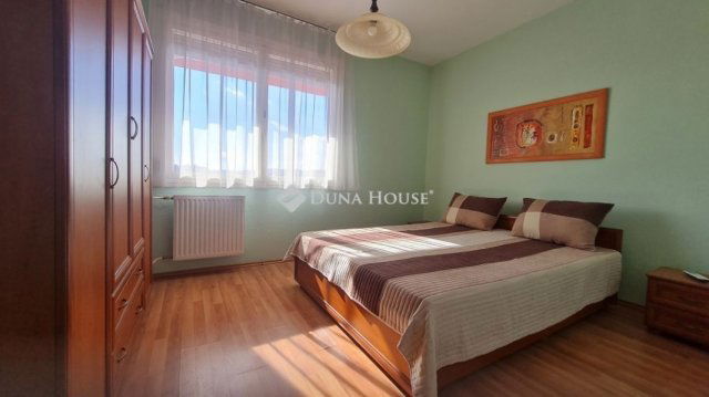 Eladó téglalakás, Zalaegerszegen 43.99 M Ft, 2+1 szobás