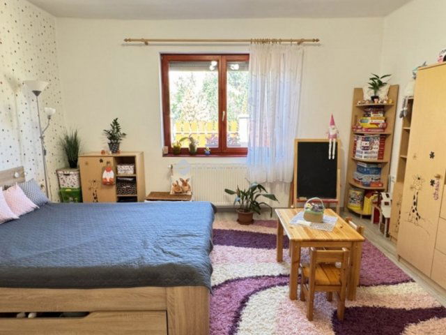 Eladó családi ház, Békéscsabán 89.9 M Ft, 4 szobás