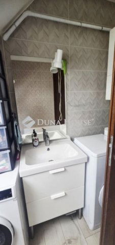 Eladó sorház, Vácon 119 M Ft, 4 szobás / költözzbe.hu