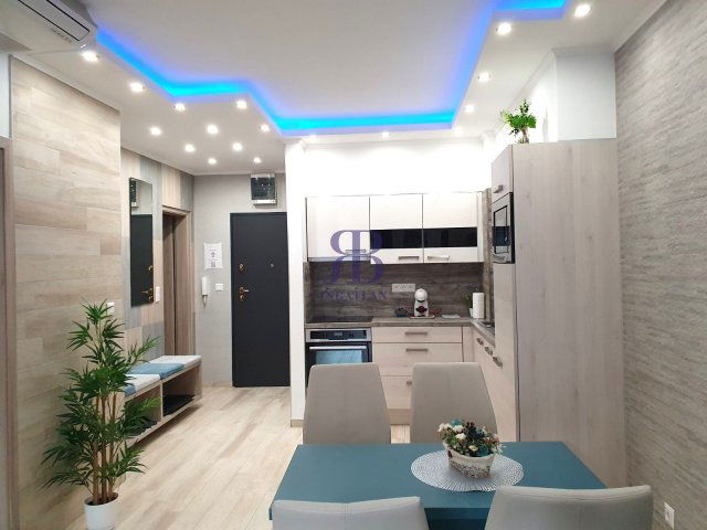 Kiadó téglalakás, albérlet, VI. kerületben, Király utcában