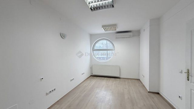 Kiadó iroda, Egerben 381 E Ft / hó / költözzbe.hu