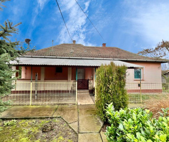 Eladó családi ház, Tiszatarjánban 16.49 M Ft, 2 szobás