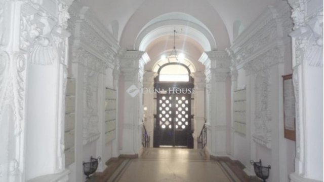 Eladó téglalakás, Budapesten, V. kerületben 149 M Ft, 3 szobás
