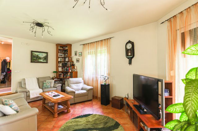 Eladó családi ház, Szigetszentmiklóson 149.9 M Ft, 6 szobás