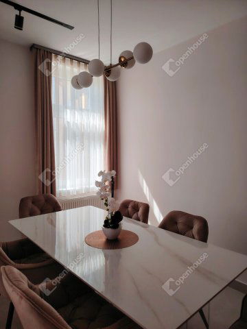 Kiadó téglalakás, albérlet, Székesfehérvárott 330 E Ft / hó