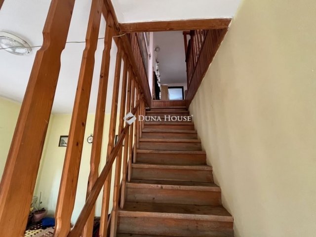 Eladó családi ház, Lovasberényben 99.9 M Ft, 5 szobás