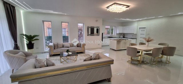 Eladó családi ház, Budakalászon 219 M Ft, 4 szobás