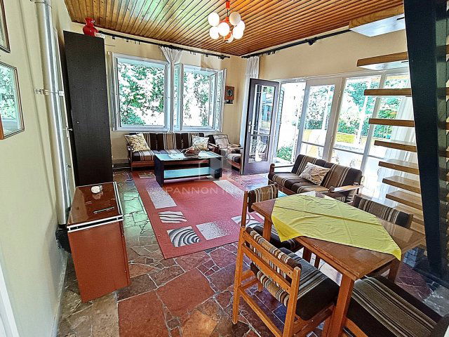 Eladó családi ház, Balatonkenesén 80 M Ft, 5 szobás