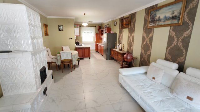 Eladó családi ház, Szigetváron 49.99 M Ft, 3 szobás