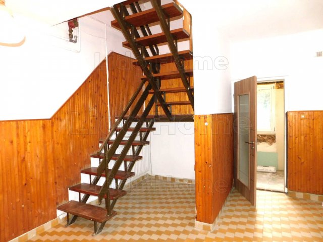 Eladó családi ház, Enyingen 38 M Ft, 5 szobás