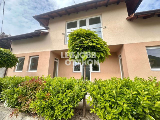 Kiadó téglalakás, albérlet, Cegléden 170 E Ft / hó, 3 szobás