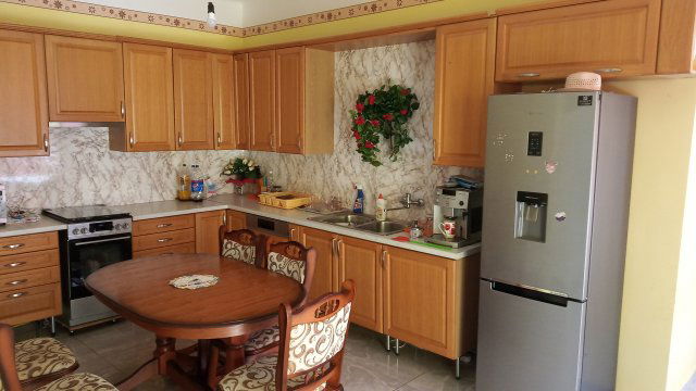 Eladó családi ház, Kállón 29.9 M Ft, 4+1 szobás