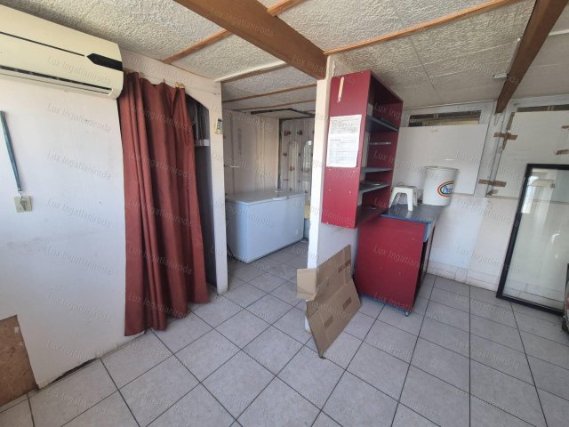 Eladó üzlethelyiség, Tatabányán 6.65 M Ft, 1 szobás