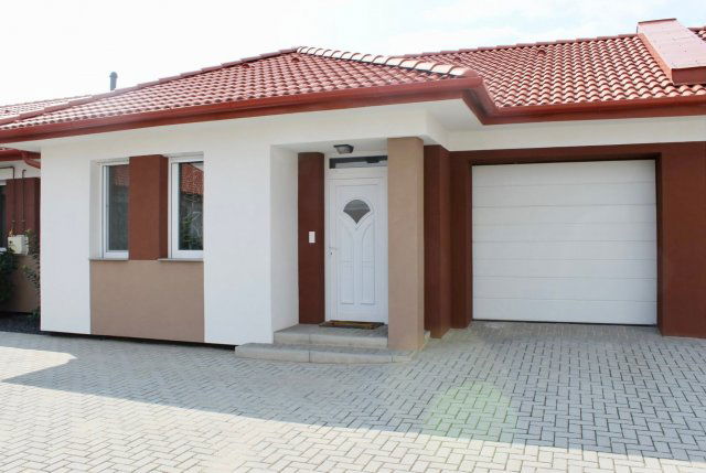 Eladó téglalakás, Pápán 76 M Ft, 3 szobás