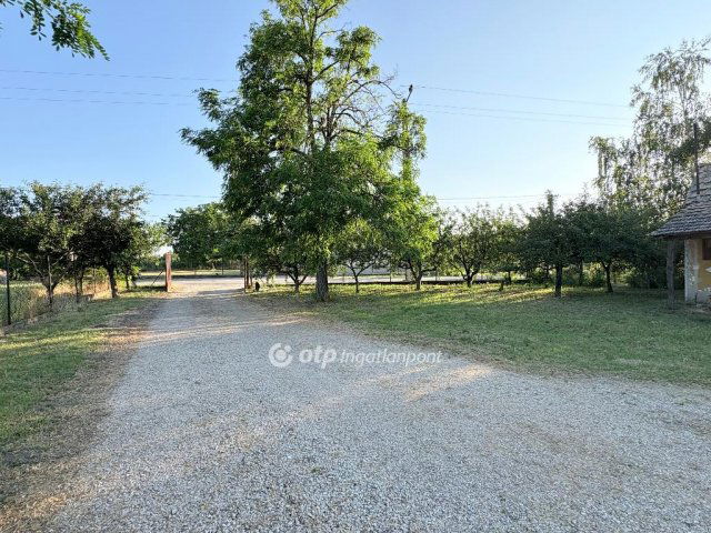 Eladó telek, Dunavecsén 13.5 M Ft / költözzbe.hu