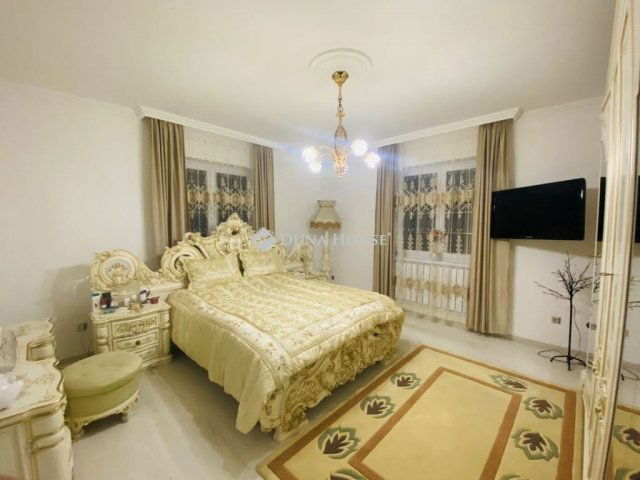 Eladó családi ház, Érden 199.5 M Ft, 3 szobás