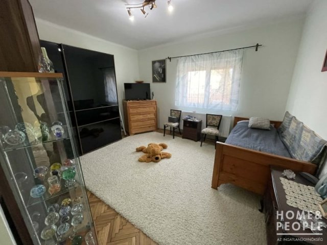 Eladó családi ház, Röszkén 84.99 M Ft, 3 szobás