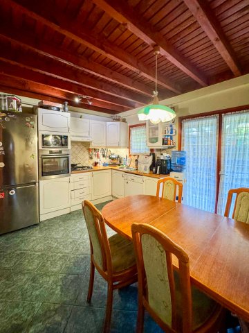 Eladó ikerház, Szigetszentmiklóson 82.5 M Ft, 4 szobás