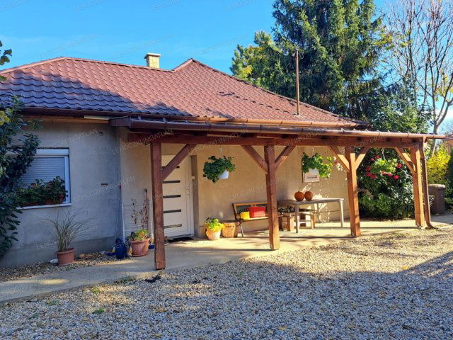 Eladó családi ház, Nyíregyházán 59.9 M Ft, 3+1 szobás