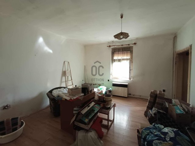 Eladó sorház, Pécsett 15.8 M Ft, 3 szobás / költözzbe.hu