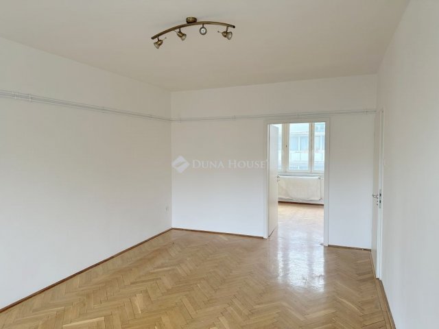 Eladó téglalakás, Budapesten, XX. kerületben 64.9 M Ft, 2 szobás