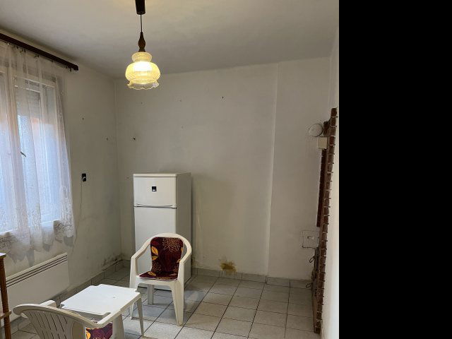 Eladó ikerház, Ajkán 18.9 M Ft, 2 szobás / költözzbe.hu