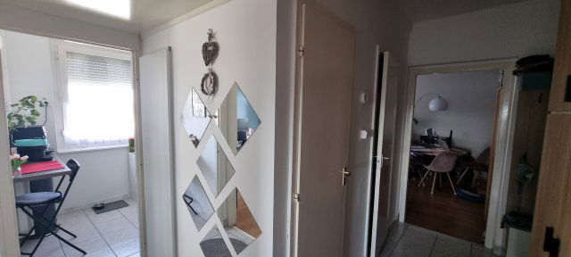 Eladó panellakás, Érden 62.55 M Ft, 2+1 szobás