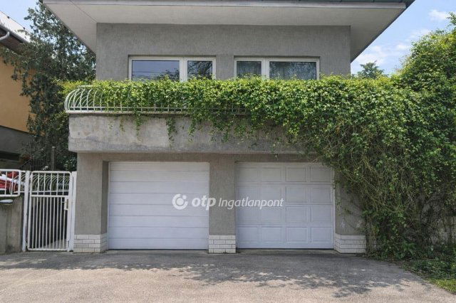 Eladó családi ház, Szigetszentmiklóson 139.9 M Ft, 3 szobás