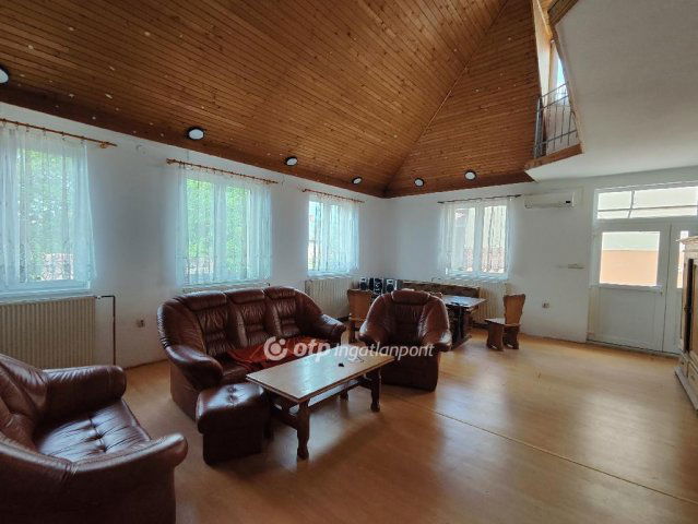 Eladó családi ház, Érden 115 M Ft, 6 szobás