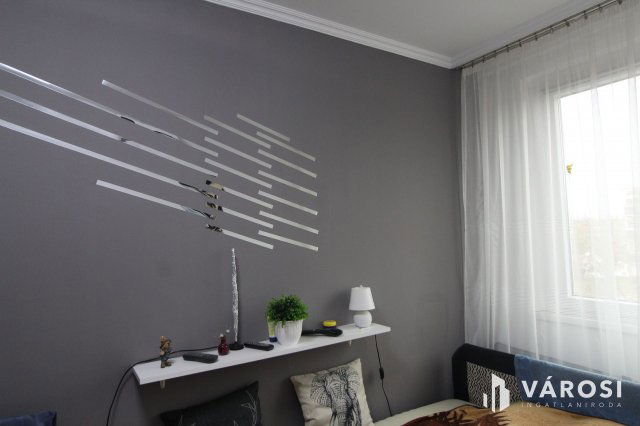 Eladó panellakás, Hódmezővásárhelyen 33.9 M Ft, 2 szobás