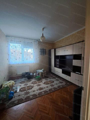 Eladó téglalakás, Tatabányán 34.99 M Ft, 2 szobás