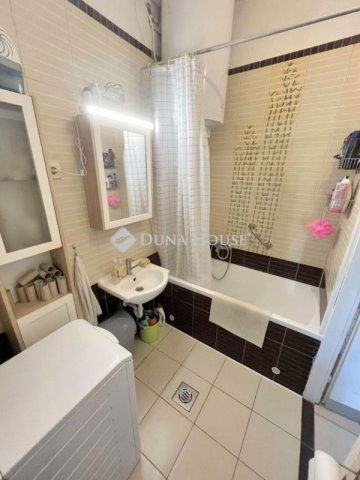 Eladó családi ház, Budapesten, XXII. kerületben 69.99 M Ft