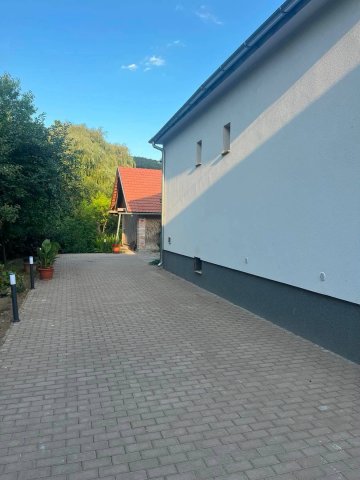 Eladó családi ház, Csobánkán 129.9 M Ft, 3 szobás