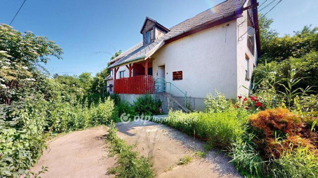 Eladó családi ház, Ongán 21.9 M Ft, 3 szobás