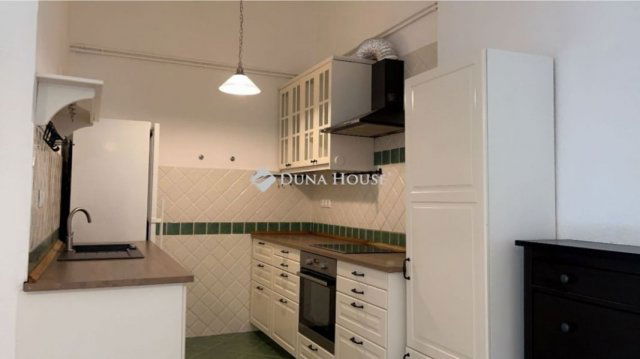 Eladó téglalakás, Budapesten, XIV. kerületben 79.9 M Ft