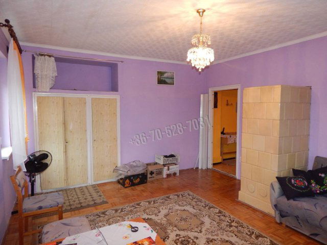Eladó téglalakás, Oroszlányban 20.5 M Ft, 1 szobás